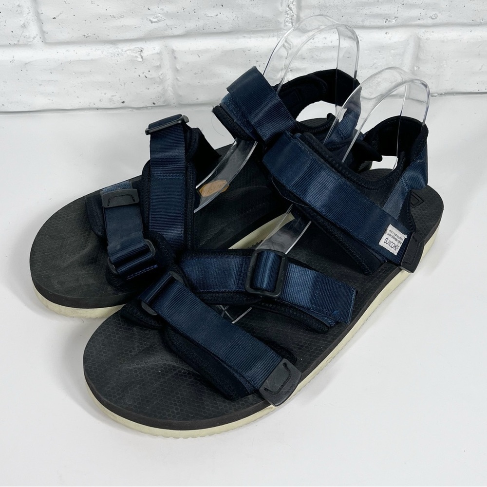 SUICOKE Navy Kisse-V Men’s Blue Strap Sandals | Viabram Sole | Revolve - Picture 5 of 7